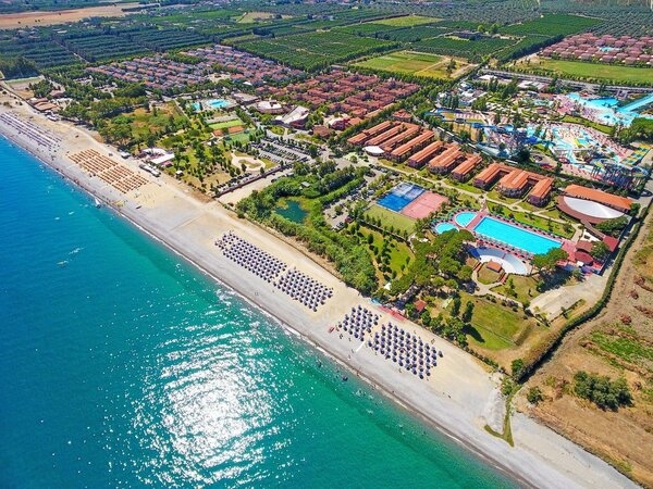 Futura Club Itaca Nausicaa Catalogo Estate