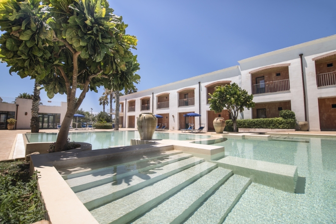 Delfino Beach Resort Catalogo Estate