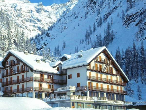 Hotel La Trinite'- Monboso 