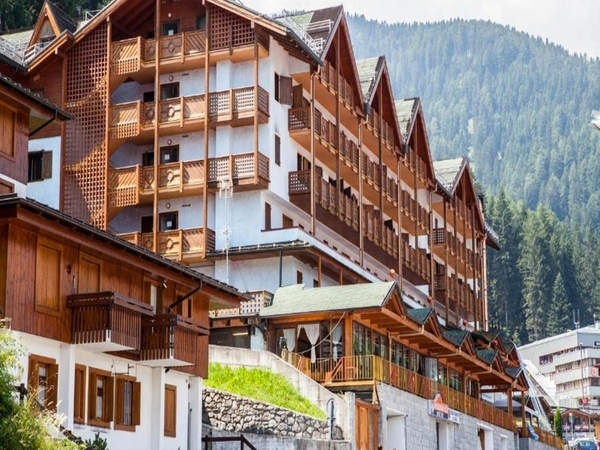 Armon Greenblu Hotels & Wellness Vetrina Estate