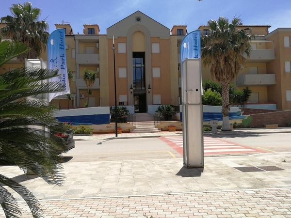 Aloha Park Vetrina Estate