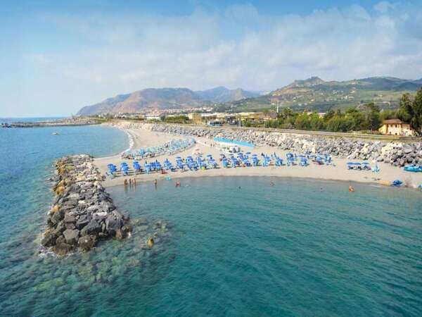 Baia di Tempsa Resort Catalogo Estate