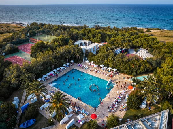 Nicolaus Club Meditur Village Catalogo Estate