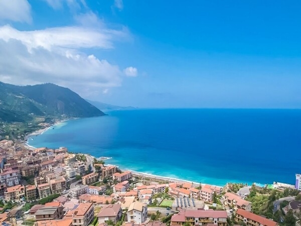 Avalon Sikani Resort Ponti e Festività